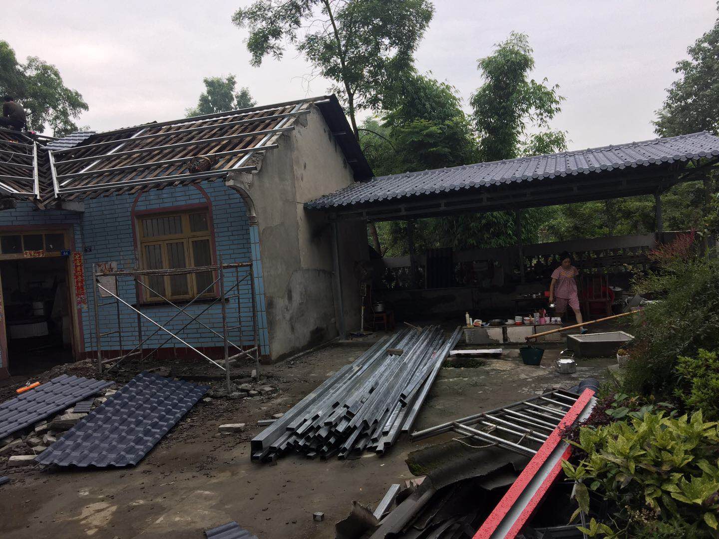 合成樹脂瓦 合成樹脂瓦